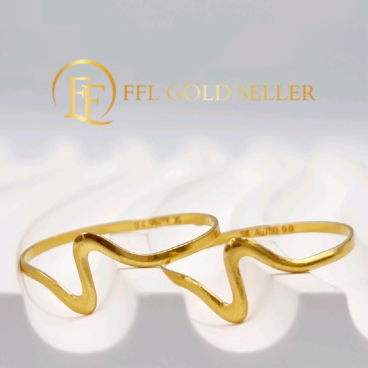 Dainty Wave Ring