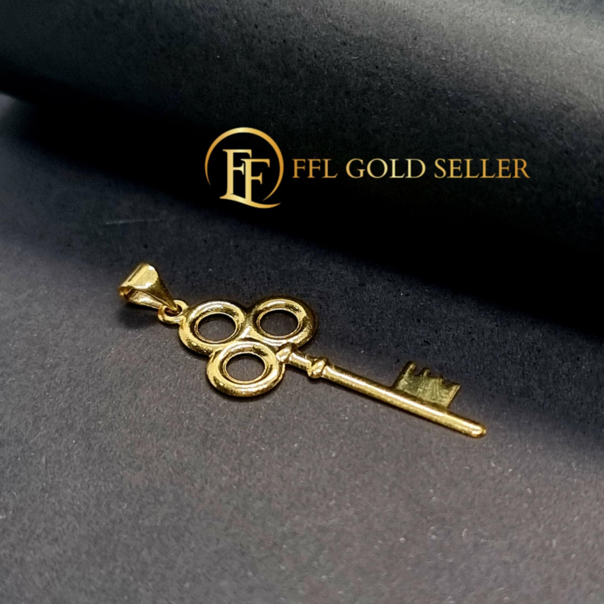 Big Key Gold Pendant