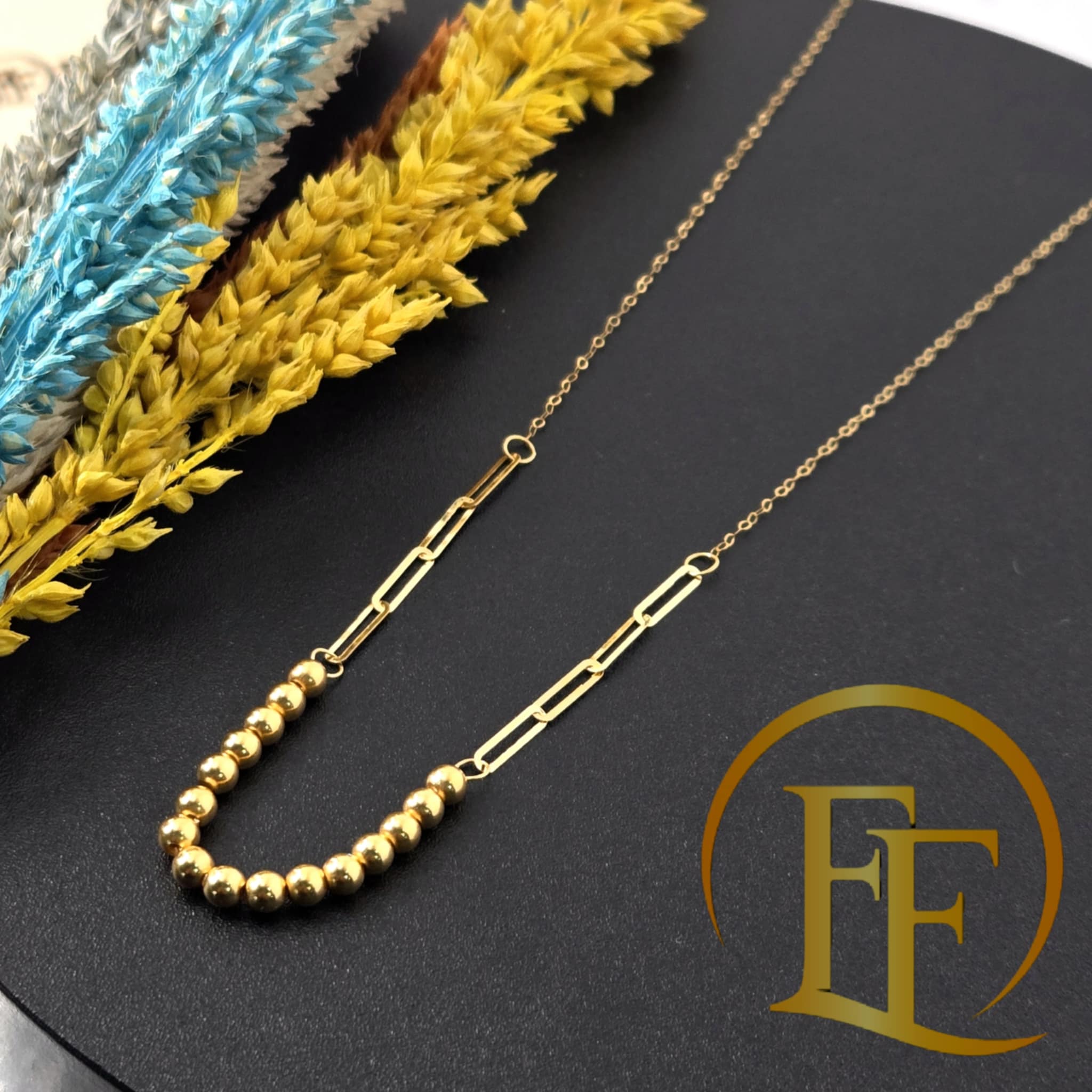 Bubble Paperclip Centerchain Necklace