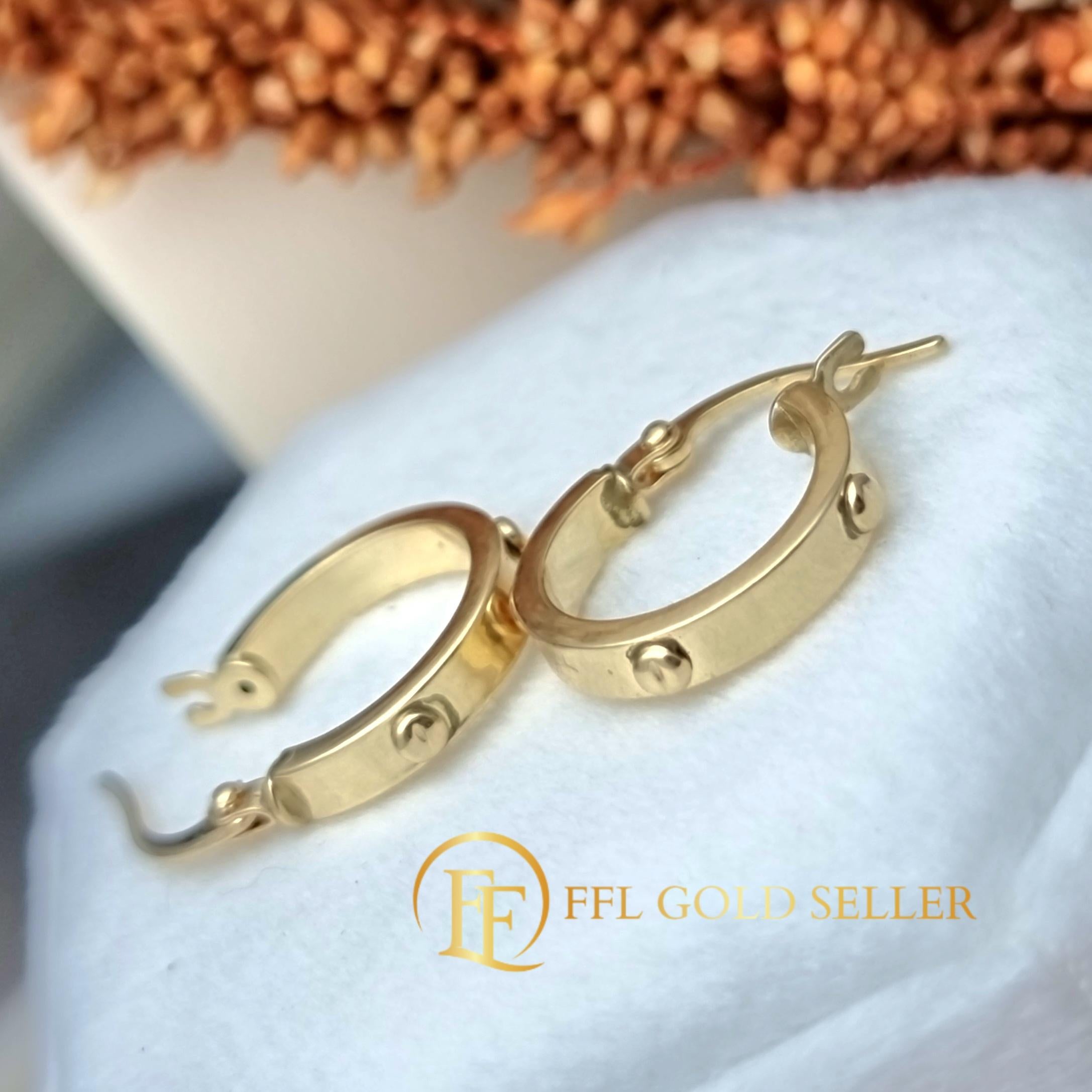 Carty Loop Clip Earring