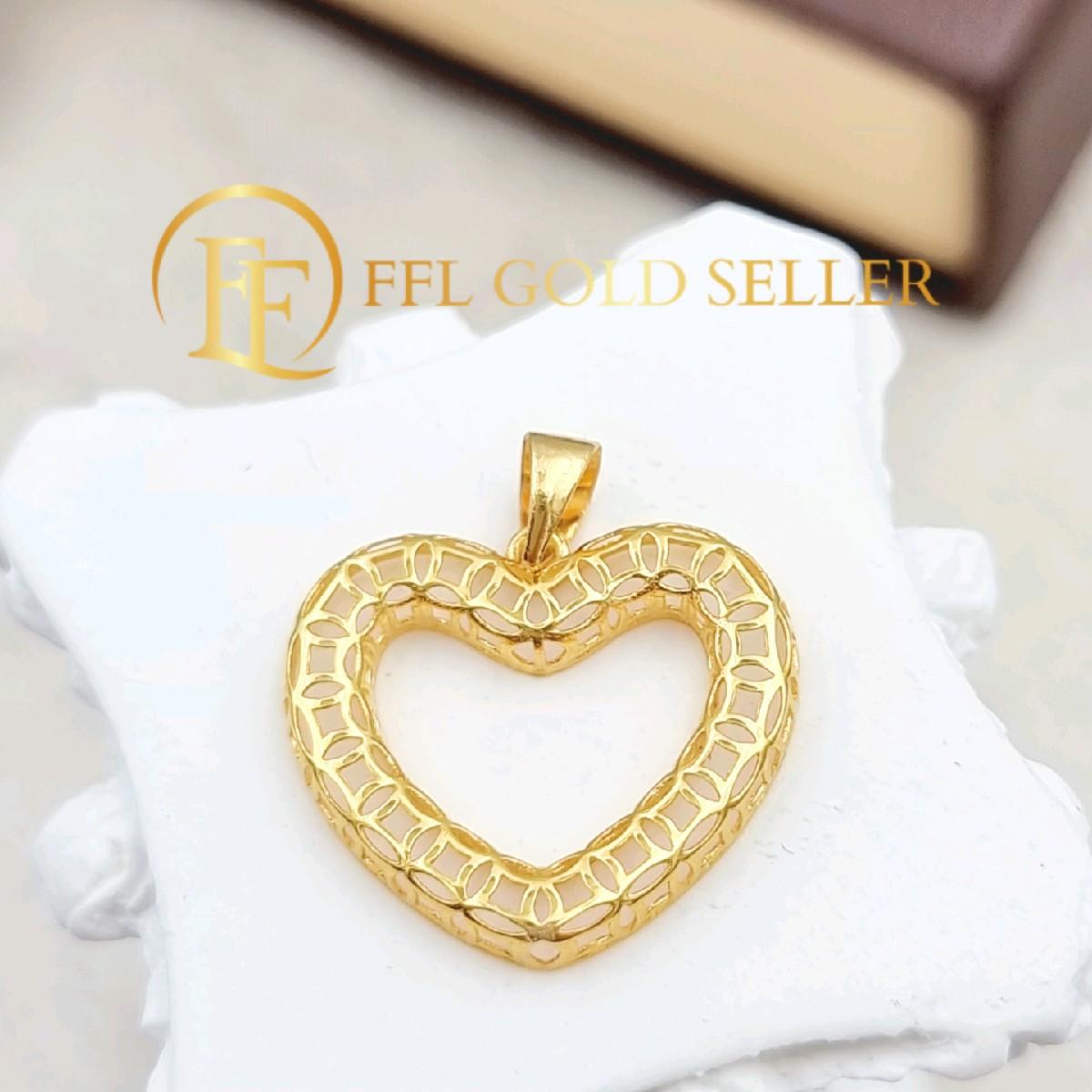 Heart Open Moneycatcher Gold Pendant