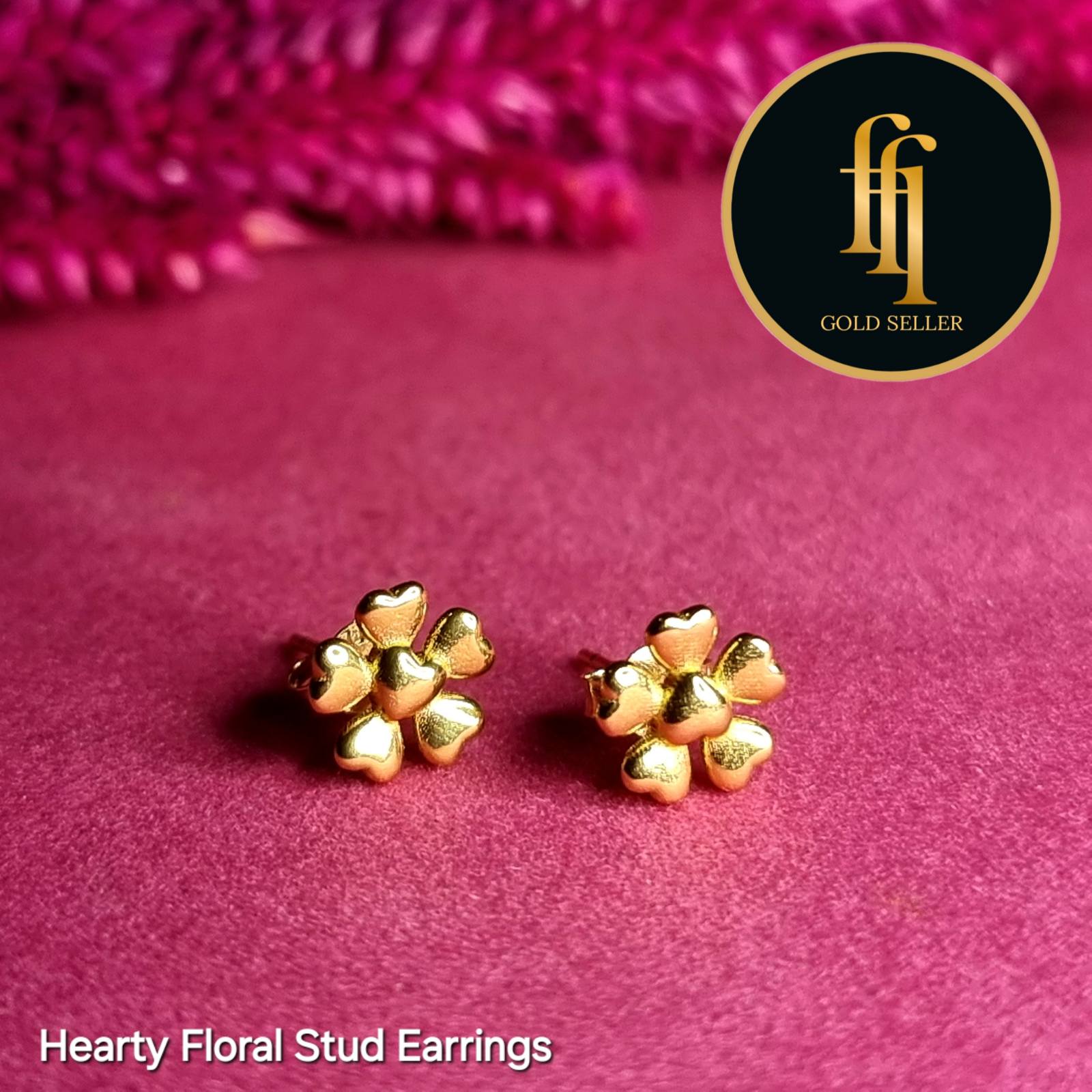 Hearty Floral Stud Earring