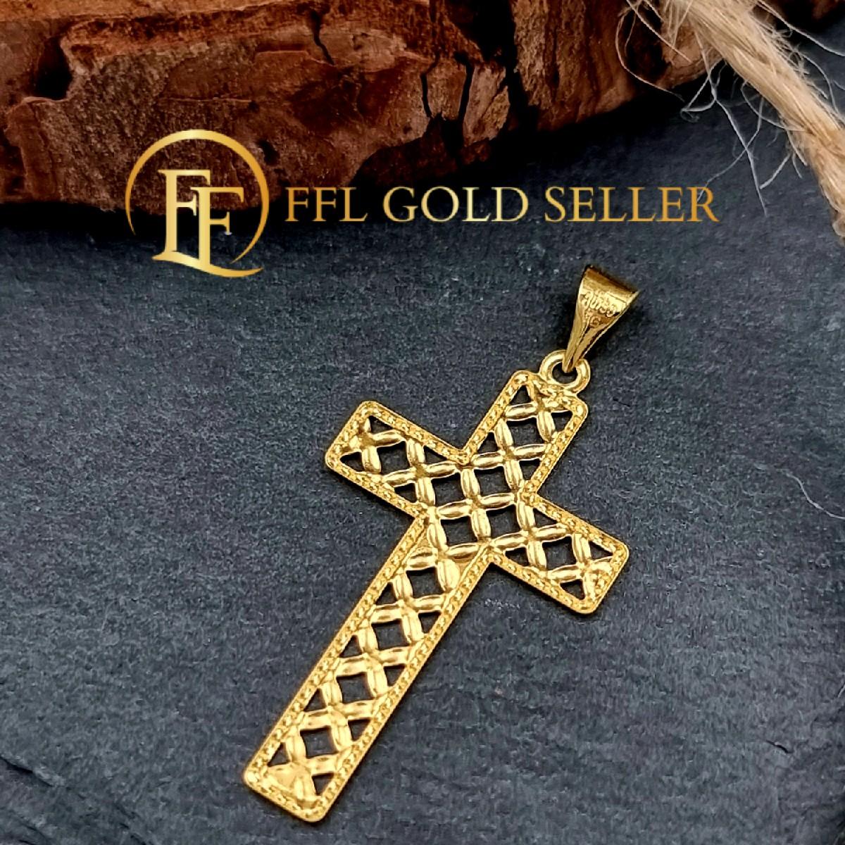 Pattern Cross Gold Pendant