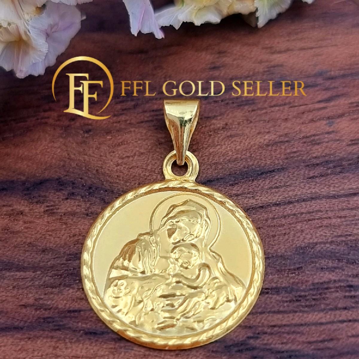 Round Mother and Child Gold Pendant