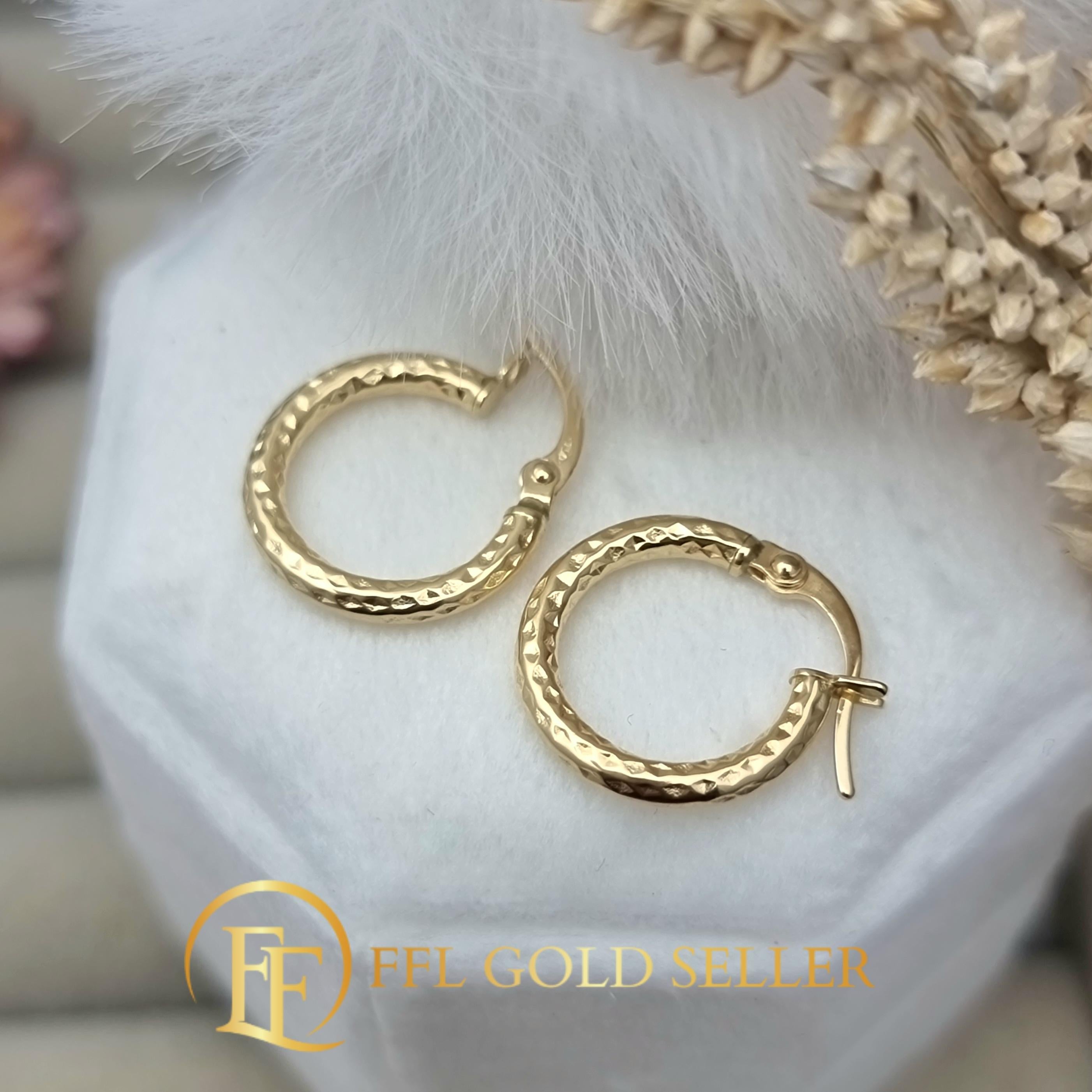 Striped Twisted Loop Clip Earring