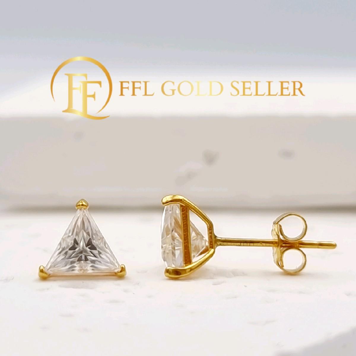 Triangle Moissa Earring