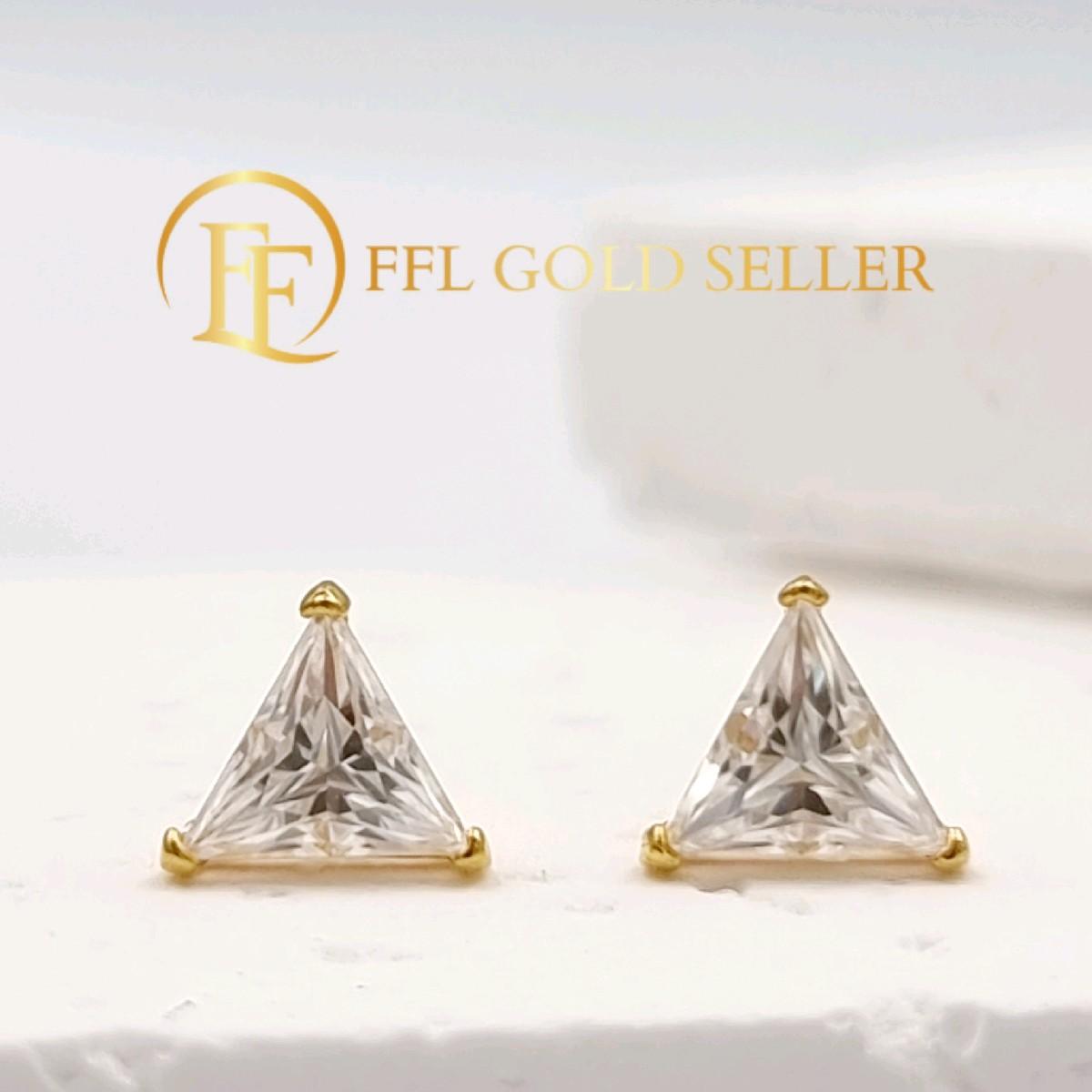 Triangle Moissa Earring