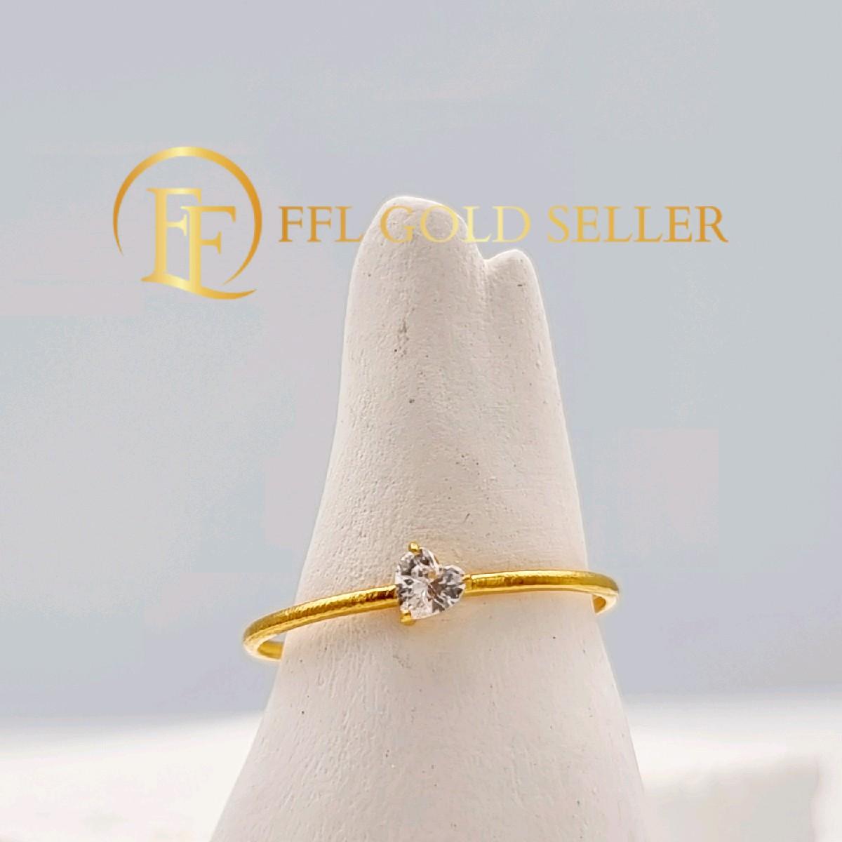 Dainty Heart Russ Ring