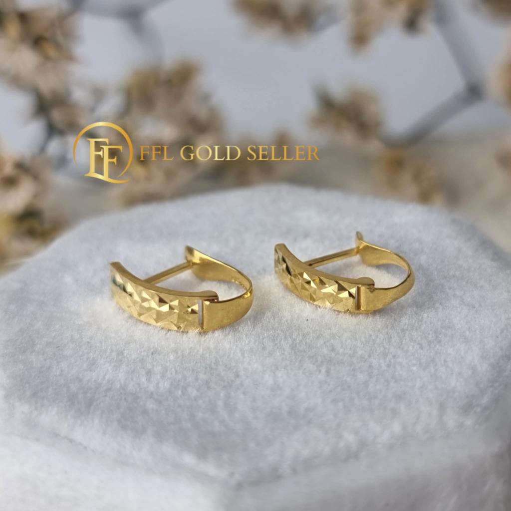 Clip Diacut Bar Earrings