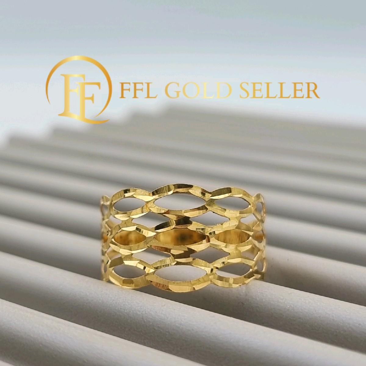 Shimmer Ring