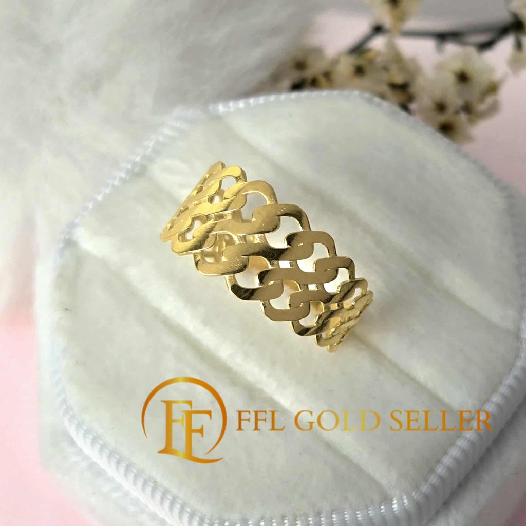 Lavinia Ring