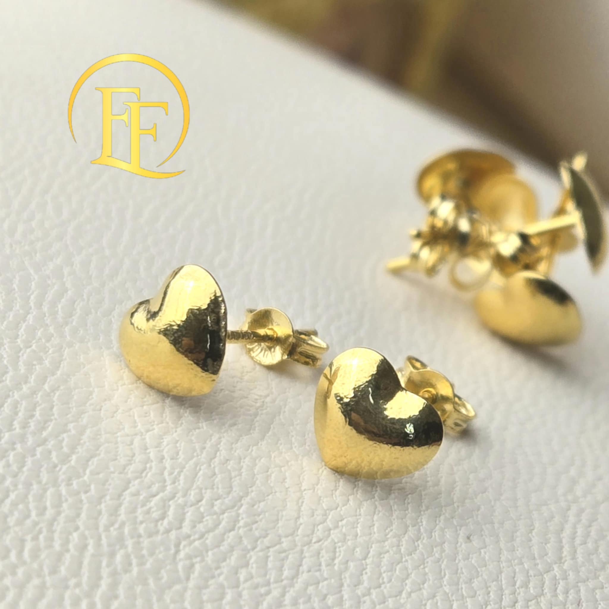 Shiny Heart Stud Earrings